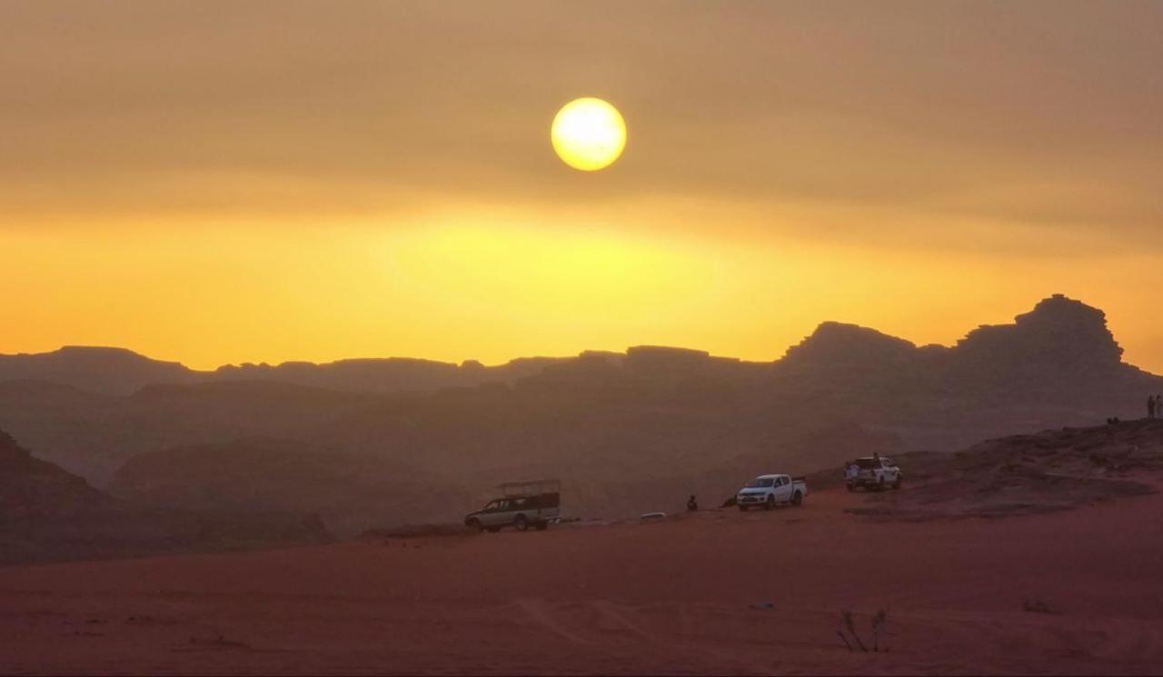 White Desert Camp وادي رم المظهر الخارجي الصورة